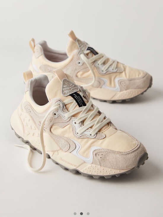 Flower Mountain Shoes - Flower Mountain ✨ Rulis Sneaker New in Box